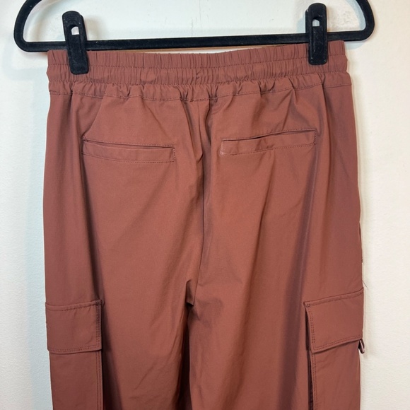 Fabletics Women’s Heights Cargo Pants Sepia Brown Baggy Wide Hiking Trail Medium - Picture 8 of 15